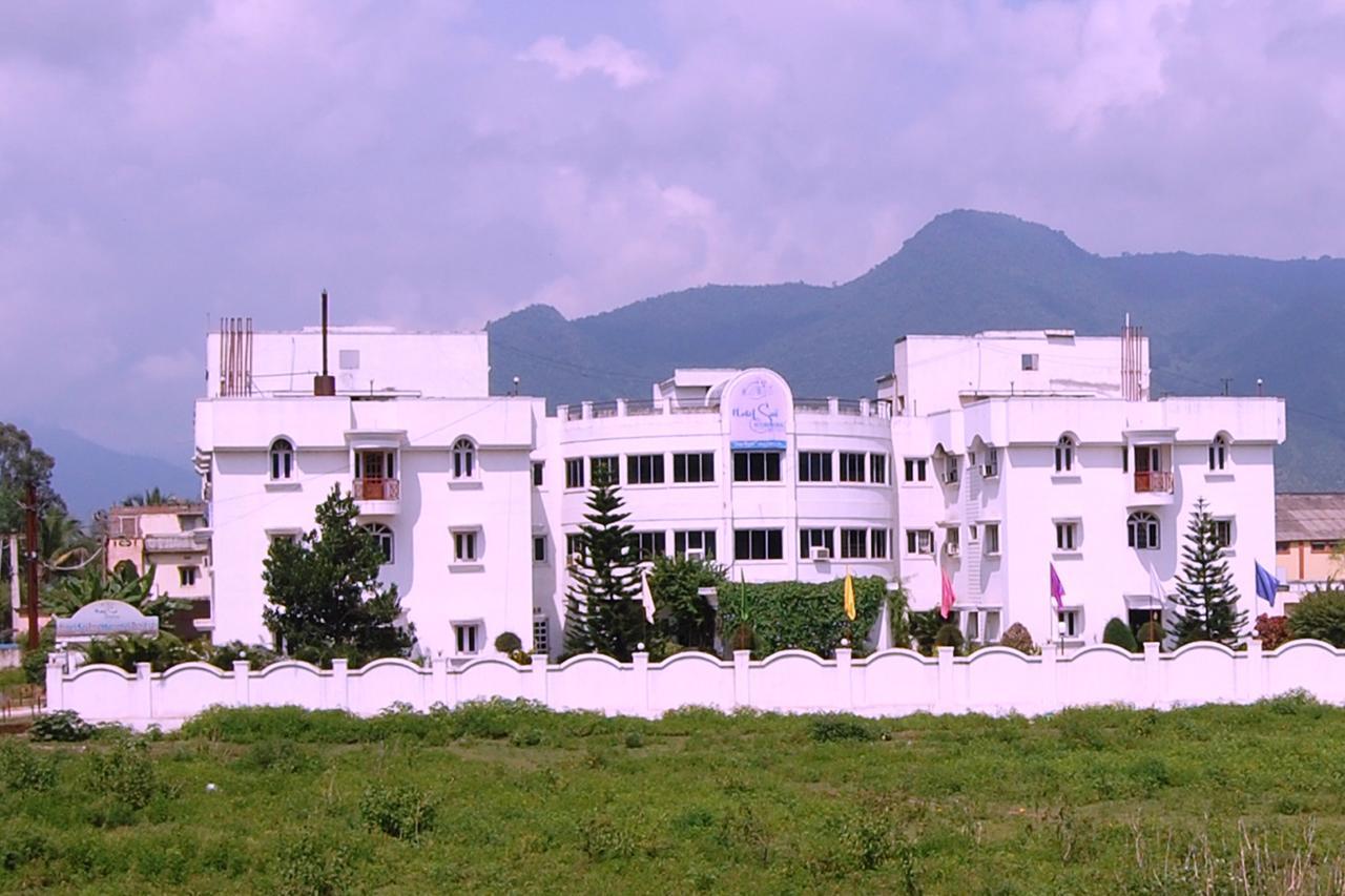 Hotel Sai International Rayagada ภายนอก รูปภาพ