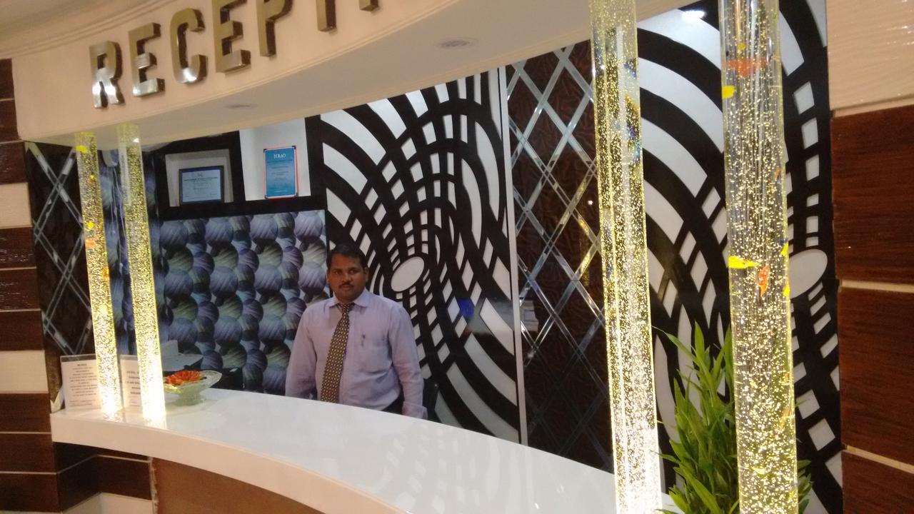 Hotel Sai International Rayagada ภายนอก รูปภาพ