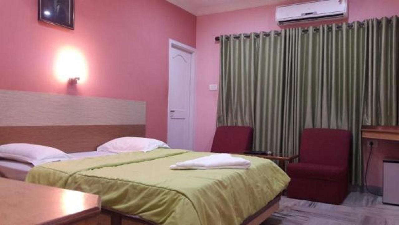 Hotel Sai International Rayagada ภายนอก รูปภาพ