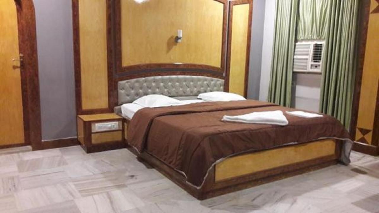 Hotel Sai International Rayagada ภายนอก รูปภาพ